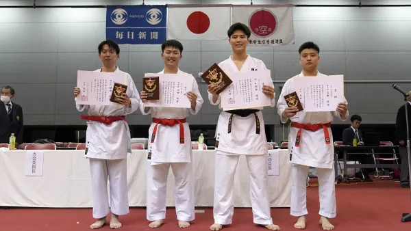 男子84kg超級表彰