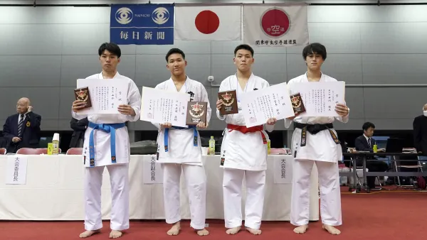 男子75kg級表彰