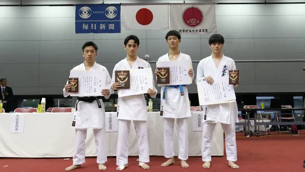 男子67kg級表彰
