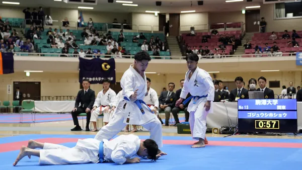 駒澤大学